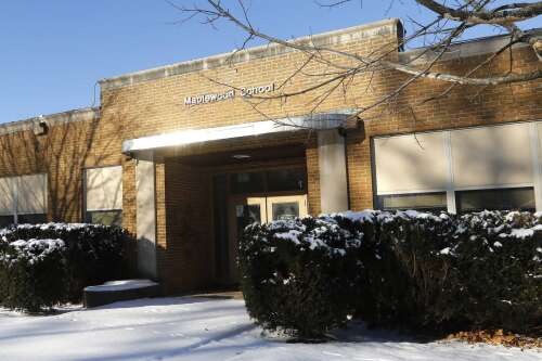 Over village objections, Cary District 26 moves ahead with new bus center; will demolish Maplewood School - Vimarsana News