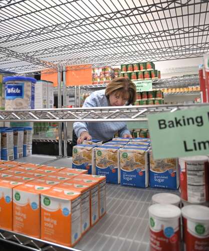 Suburban food pantries experiencing record-high demand, 3 years after pandemic - Vimarsana News