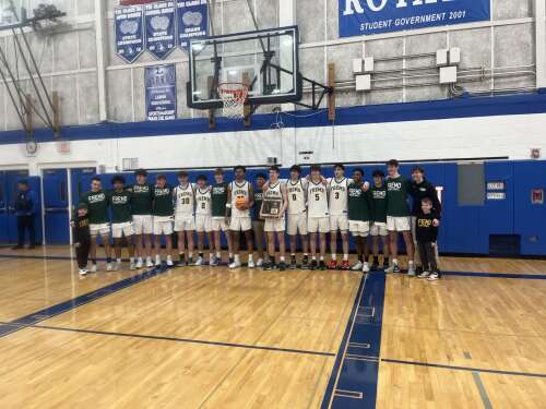 Boys basketball: Top seed Fremd survives Conant with clutch plays in final seconds