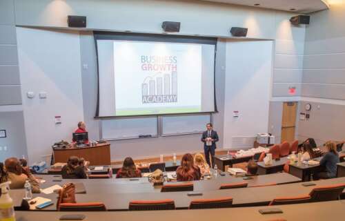 Waubonsee Community College lanza New Enterprise Academy y Business Growth Academy en español