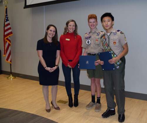 At the Dec. 14 park board meeting, Naperville Park District Board President Mary Gibson recognized – Daily Herald - Vimarsana News