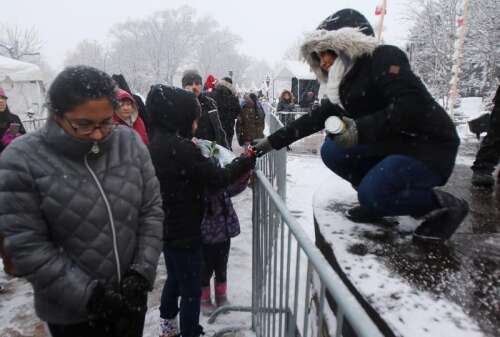 Thousands make pilgrimage to Our Lady of Guadalupe celebration in Des ...
