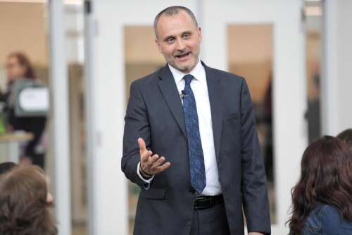 Second COD president finalist meets the public