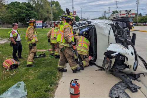 Woman injured in Huntley crash that closed Route 47 northbound lanes - Vimarsana News