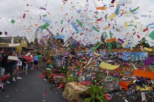 Photos: The first half of August fills The Week in Pictures