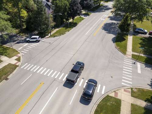 Median could improve safety along Kirchoff, consultant says, but some still want stop light