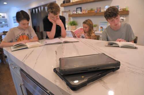 As new school year dawns, some parents urge schools to use technology less in classrooms