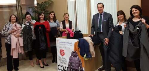 Sharing the Warmth and Serving Neighbors - Daily Herald