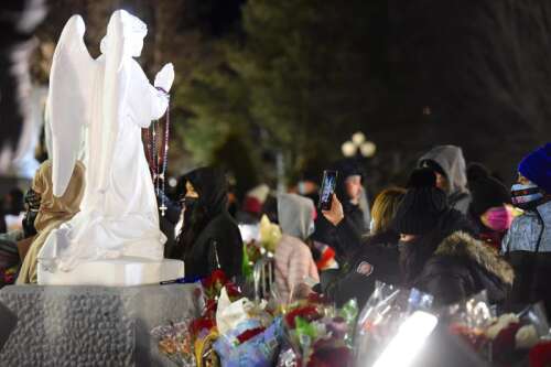 Faithful return to Des Plaines shrine to celebrate Our Lady of Guadalupe