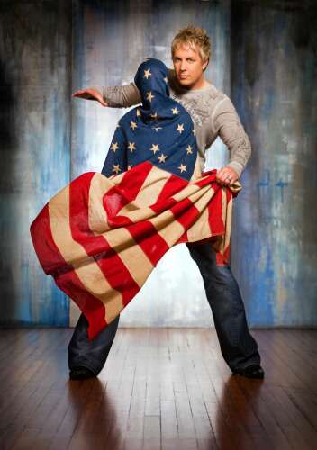 Performer guarantees prediction at COD show