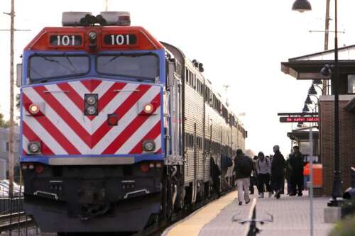 Metra adds trains to Milwaukee District and NCS lines