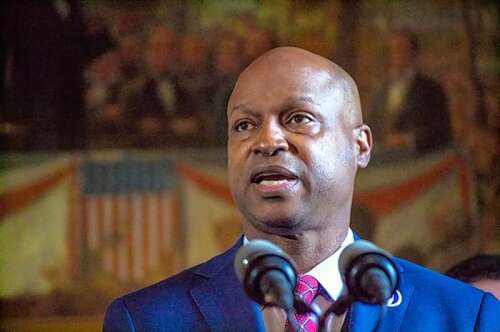 Illinois House Speaker Emanuel “Chris” Welch said he is hopeful about the Chicago Bears’ prospects of victory over the Green Bay Packers in their playoff game on Saturday. But he likely didn’t...