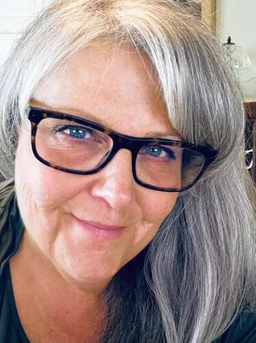 Sue Dickson: 2023 Candidate for Antioch High School District 117 School