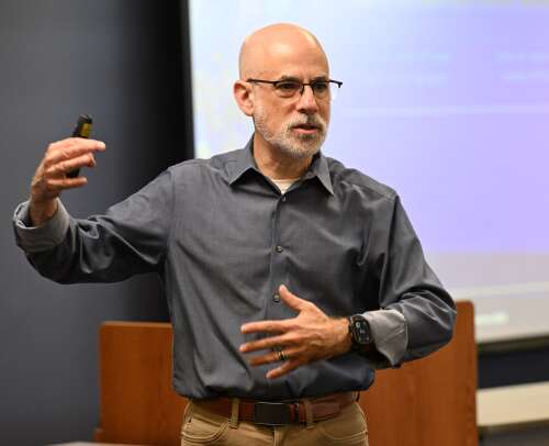 Amid rise in antisemitism, he's bridging gap between first responders, Jewish communities