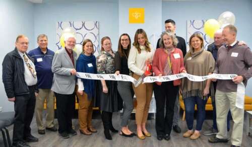 Simply Bee celebrates office expansion in Vernon Hills - Vimarsana News