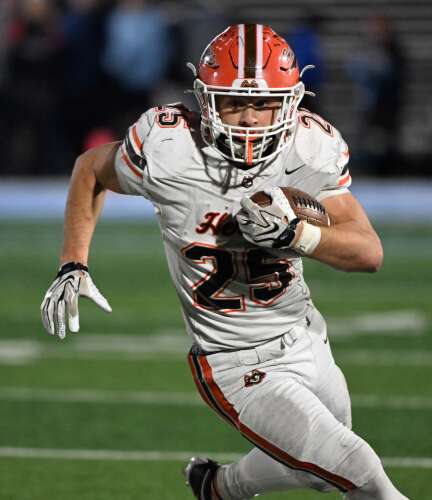 Schmit: Who had the area's top prep football performances in Week 9?