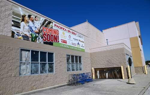 Transformation of old Rolling Meadows Sam’s Club into Asian shopping center begins