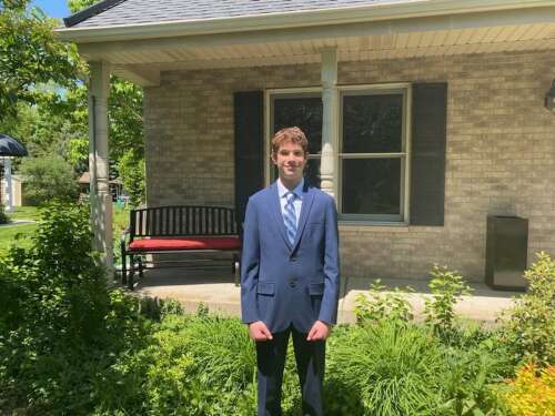 Family of Geneva High School student swimmer James Oliver remembers him as 'always smiling' - Vimarsana News