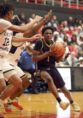 Warren cruises to Proviso West championship