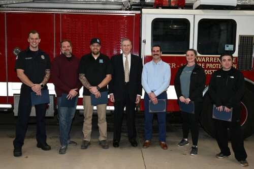 Nine people honored with Fire Chief's Citizen Award for performing CPR with AED at Lifetime Fitness in Warrenville - Vimarsana News