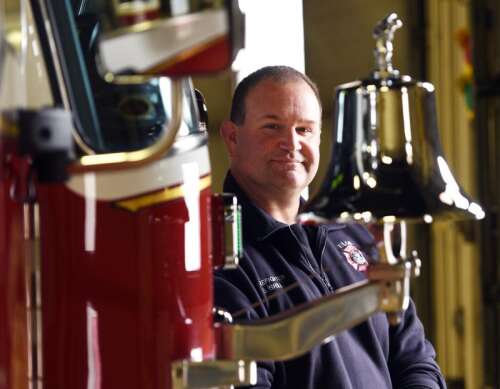 Off-duty Elgin firefighter aids in two crashes in a day, one involving ...