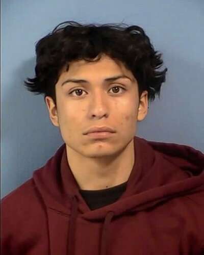 Woodridge man charged with leaving scene of Burr Ridge crash that ...