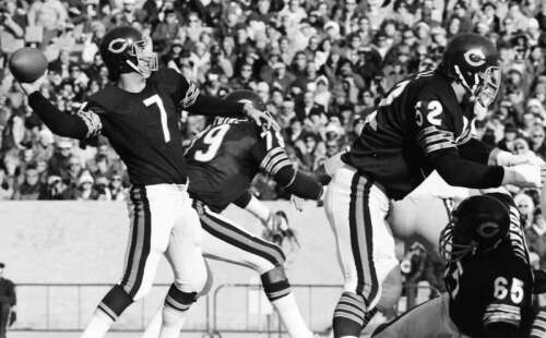 Former Bears quarterback Avellini dies at 70 from cancer - Vimarsana News