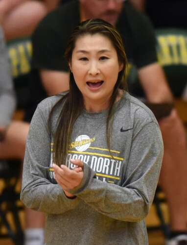 Volleyball: Glenbrook North wins 27 25 25 22 over Lake Zurich