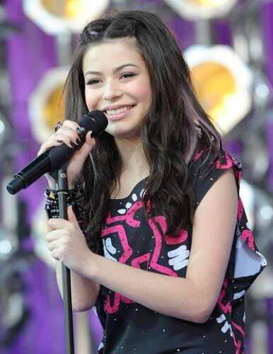 Cosgrove brings Dancing Crazy tour to Rosemont