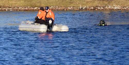 Police: Missing teen's SUV recovered from Vernon Hills pond - Vimarsana News