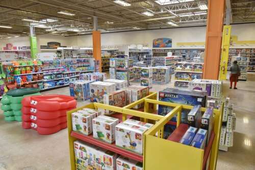 New 'destination' toy store opens this weekend in Schaumburg as