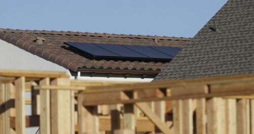 Rooftop solar panels are flooding California's grid. That's a problem - Vimarsana News