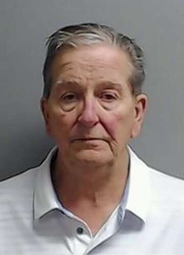 Man arrested in Oak Brook accused of providing dental care without license