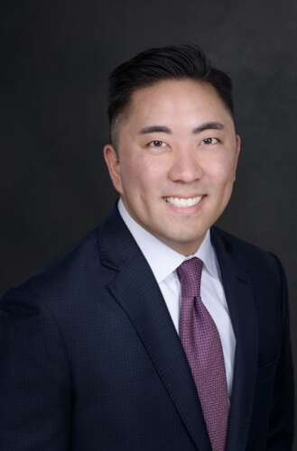 financial-advisor-ray-lee-receives-cfp-certificate