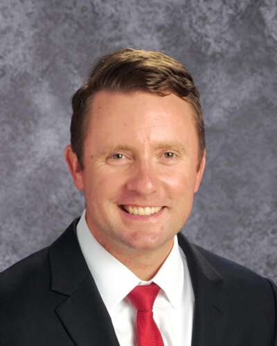Maine South High principal to be next superintendent in Park Ridge ...
