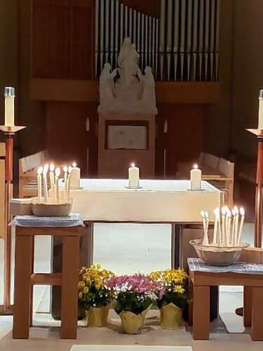 Taize service offers time for reflection at St. Charles church