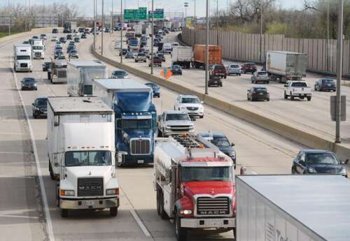 Illinois tollway considering hearings on potential 45-cent rate hikes