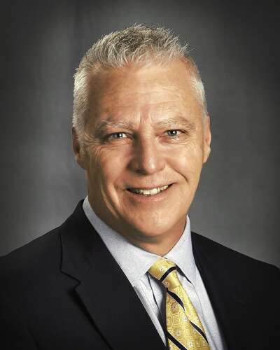 McHenry County College extends president's contract through 2026