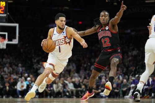 Durant scores 43, hits game-winning shot as Suns rally from 23 down to beat Bulls - Vimarsana News
