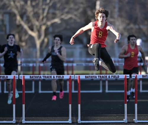 Boys track and field: Batavia runners shine at Hodge invite - Vimarsana News