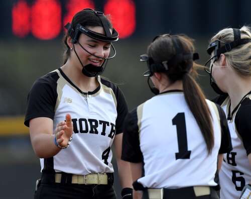 Softball: Loyola gets commitment from Grayslake North’s Dalton, who plays many positions but had one college in mind