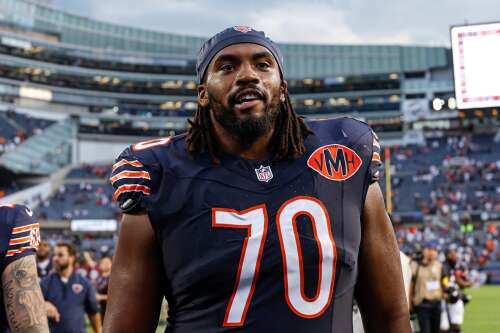 Jones to start at LT for Bears, Odunze continues to miss practice due to injury