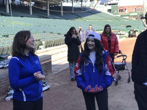 'It's amazing': Mount Prospect teen who battled cancer surprised with trip to Cubs spring training - Vimarsana News