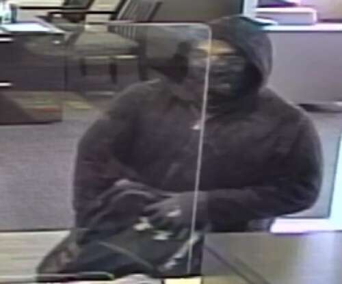 Police release photos of Park Ridge bank robber