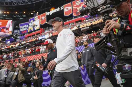 Shanahan bristles at notion 49ers can't win big games following another Super Bowl loss - Vimarsana News