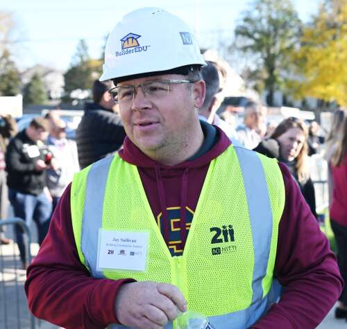‘This is such a great partnership’: District 211 program giving ...