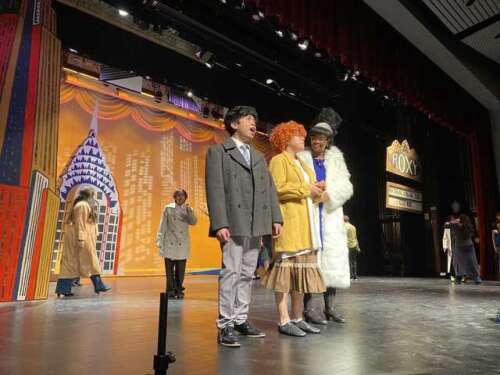 Streamwood High School presents 'Annie' - Vimarsana News