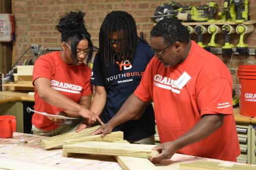 Youth Conservation Corps holds annual Earth Month Partnership Volunteer Days - Vimarsana News