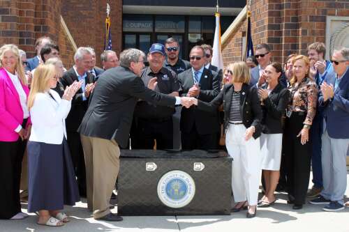 DuPage County fills time capsule to mark country's 250th anniversary