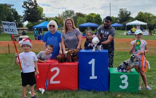 Carol Stream charity helps families with veterinary costs